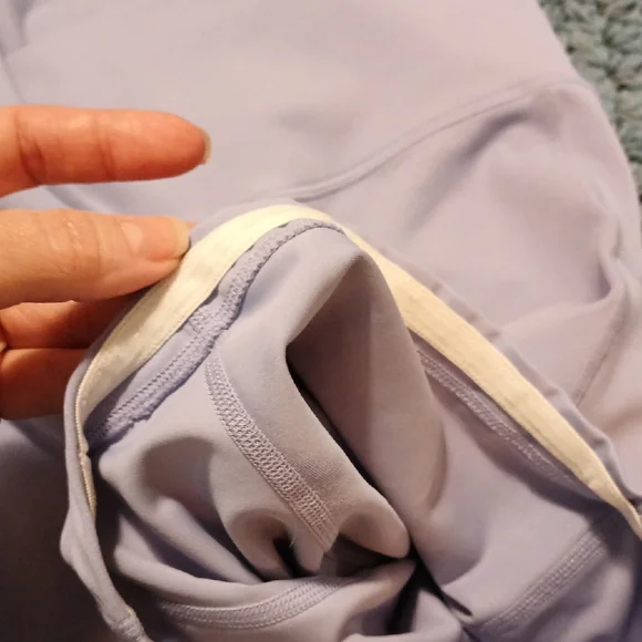 High-Rise Purple Bike Shorts for Active Comfort - Picture 4 of 4